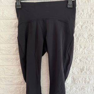 Lululemon leggings size 6